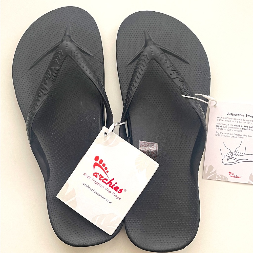 Archies Arch Support Flip Flops sandals black NWT